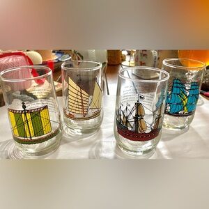 4 Piece Set Sailing Ships Glasses from 1970s USA. Ships History, EC. Juice Size
